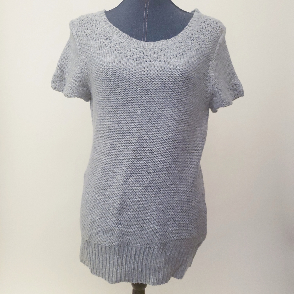 🧣American Eagle Outfitters Sweater Sz Large🧣